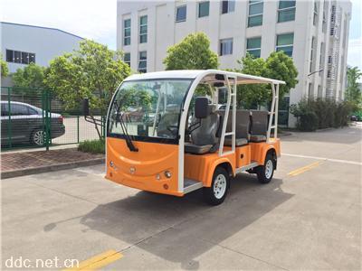  8座敞开观光游览车